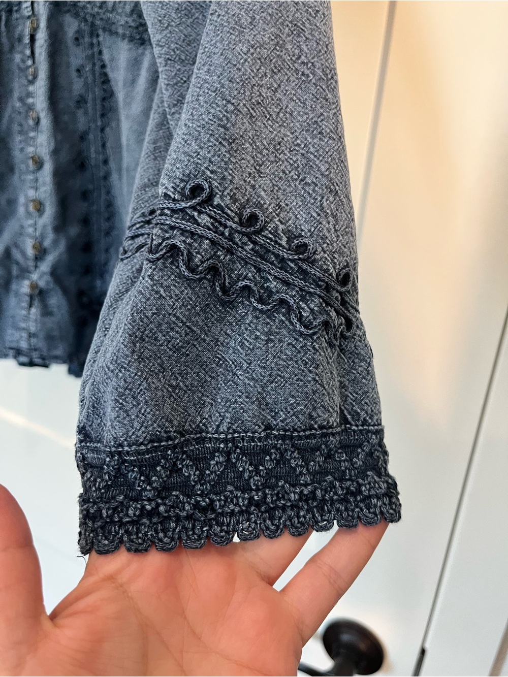 Caamano Y2K cotton embroidered blue peasant babydoll V neck Western Indie top L - Picture 5 of 12